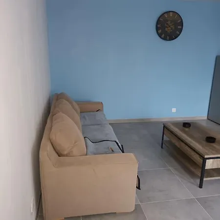 Appartement Loft Entier, Calme, Fibre Et Wifi à Saint-Quentin  Extérieur photo
